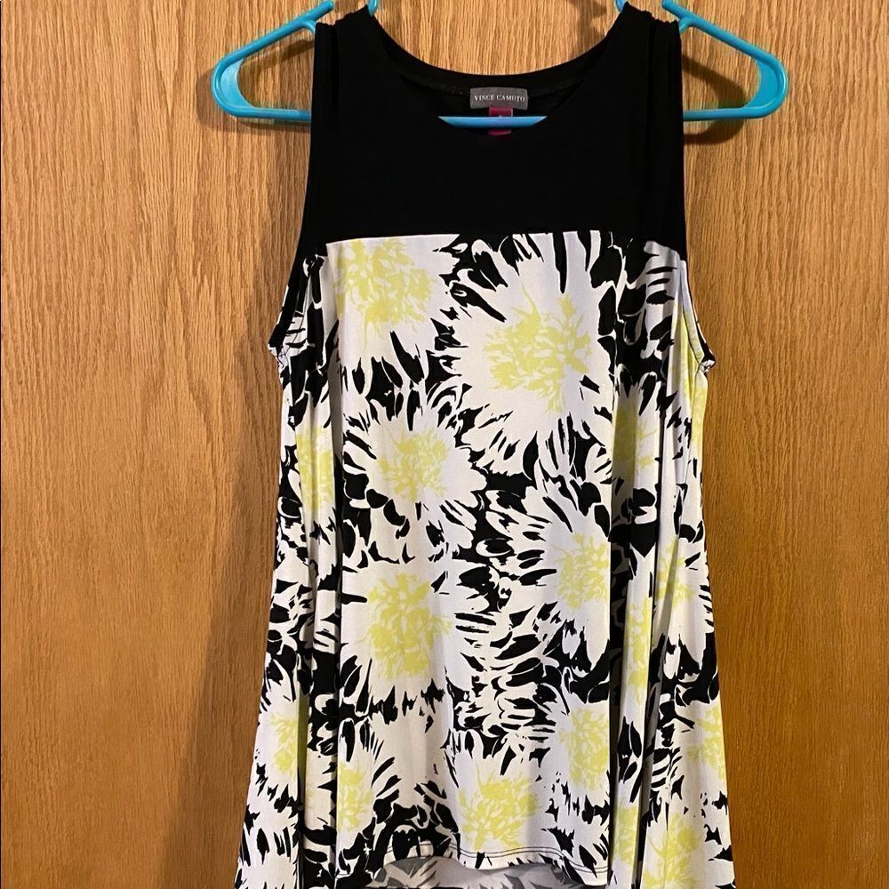 🌺3 for $30🌺Vince Camuto Stretchy Tank Top, size S. (S44)